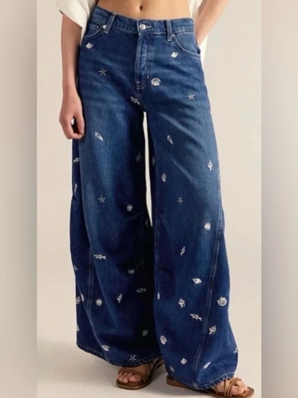🦄FREE PEOPLE WE THE FREE WESTWARD EMBROIDERED JEANS - UNDER THE SEA 2140